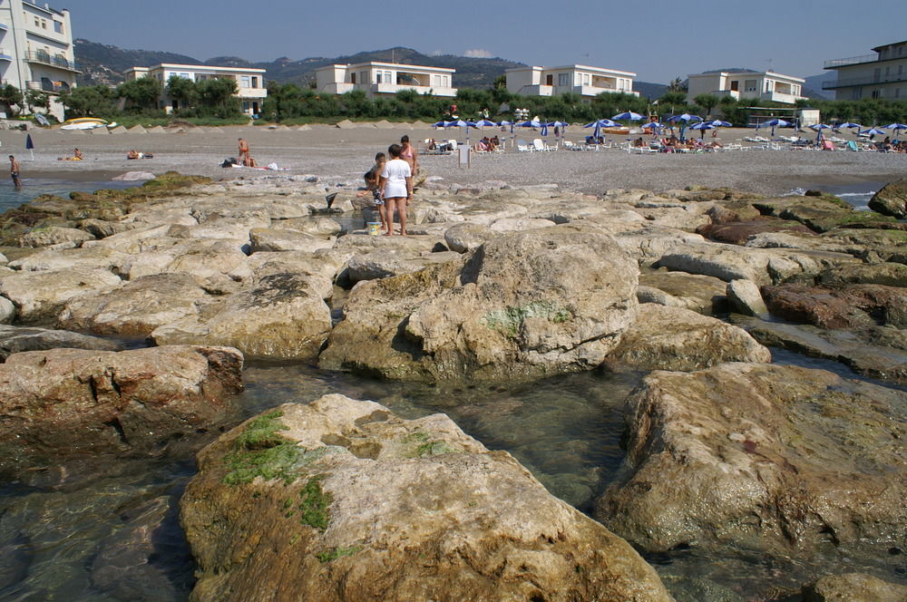 Nettuno Resort Capo dʼOrlando Εξωτερικό φωτογραφία